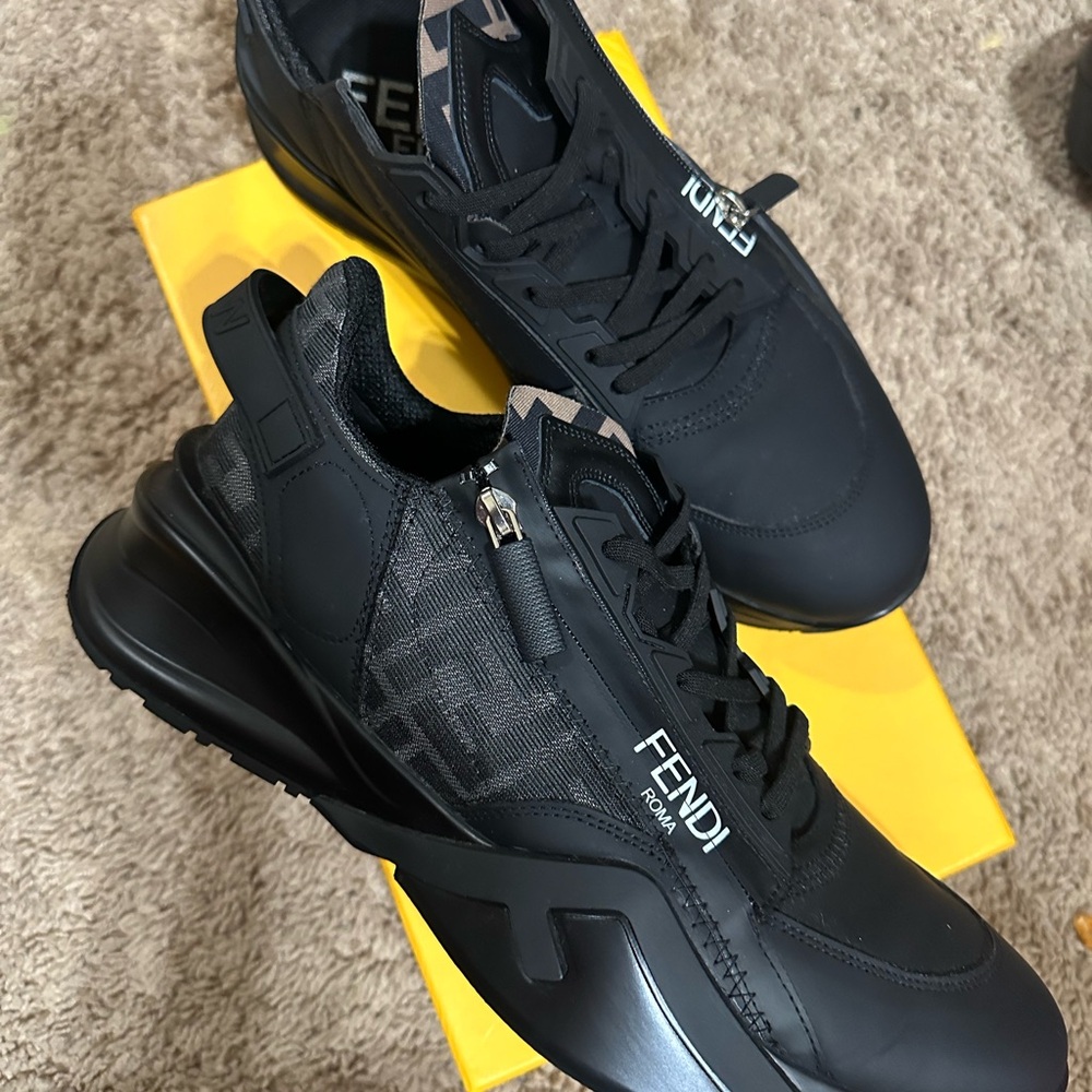 Fendi Men's Black Low-Top Logo-Panel Sneakers